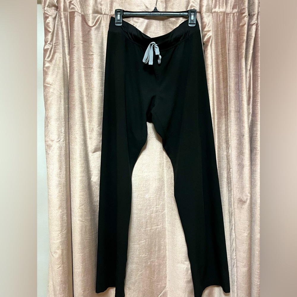 FIGS scrub pants
